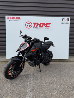 KTM 1290 SUPER DUKE R