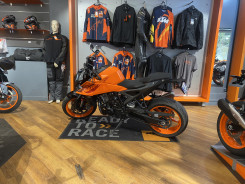 KTM 990 DUKE