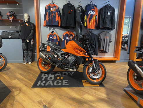 KTM 990 DUKE