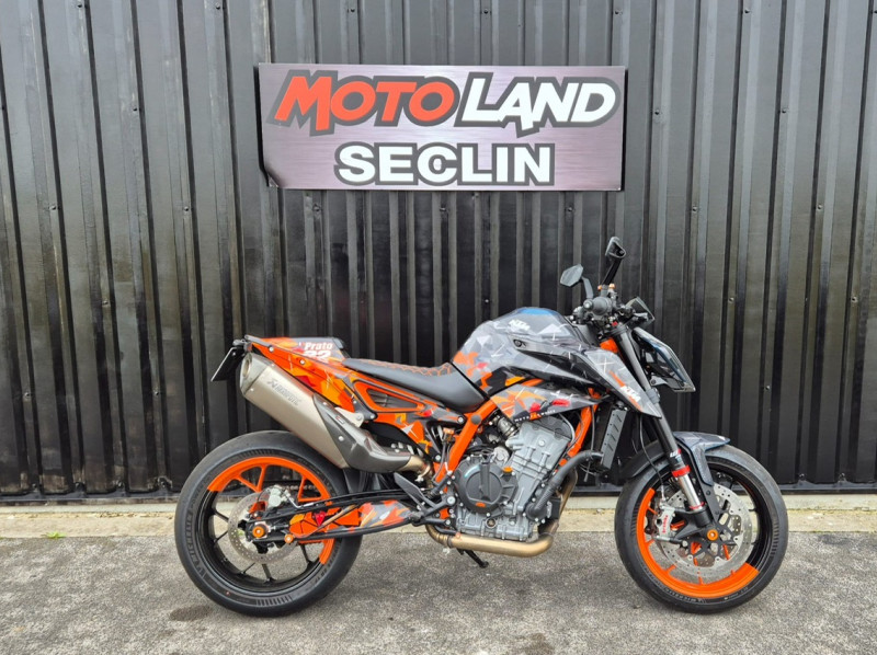 KTM 890 DUKE R