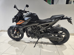 KTM 990 DUKE