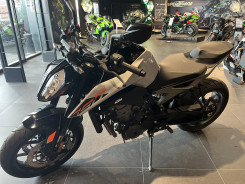 KTM 790 DUKE L