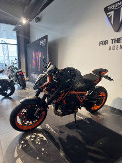 KTM 1290 SUPER DUKE R EVO POUR 212 €/ MOIS TRIUMPH AGEN