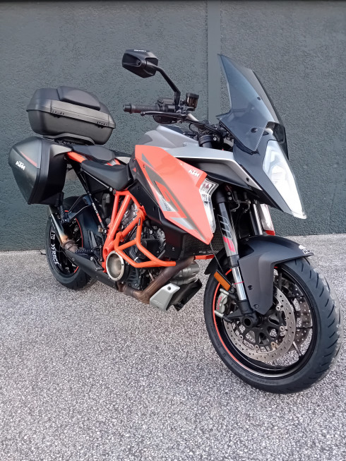 KTM 1290 SUPER DUKE GT
