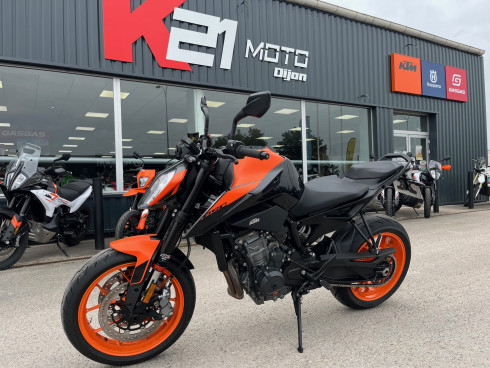 KTM 890 DUKE