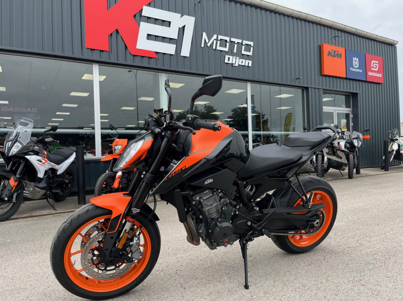 KTM 890 DUKE