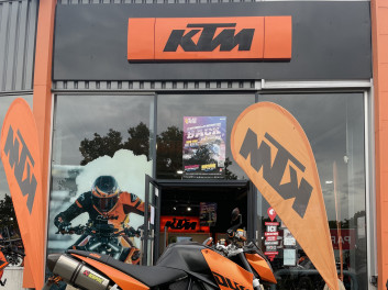 KTM 990 SUPER DUKE