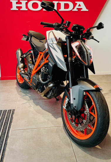 KTM 1290 Superduke R