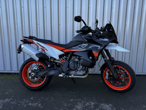 KTM 890 SMT 2024 - 696kms