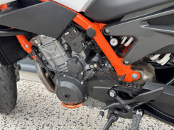 KTM 890 DUKE R 2021