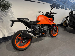 KTM 990 DUKE