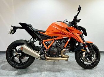 KTM 1390 SUPER DUKE R EVO