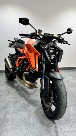 KTM 1390 SUPER DUKE R EVO
