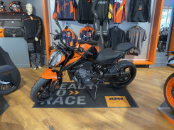 KTM 890 DUKE