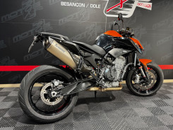 KTM 890 DUKE AKRAPOVIC - A PARTIR DE 116€/MOIS