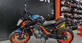 KTM 890 DUKE R
