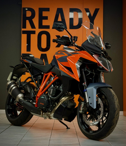 KTM 1290 SUPER DUKE GT TECH PACK