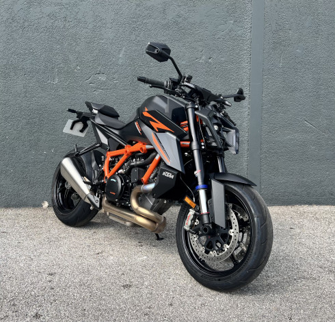 KTM 1390 SUPER DUKE R EVO