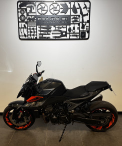 KTM 990 DUKE