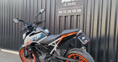KTM 125 DUKE   1ERE MAIN  SEULEMENT 2900 KILOMETRES