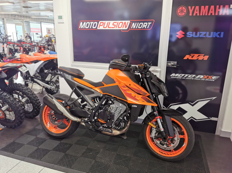 KTM 990 DUKE | 1800KMS | 195€/MOIS