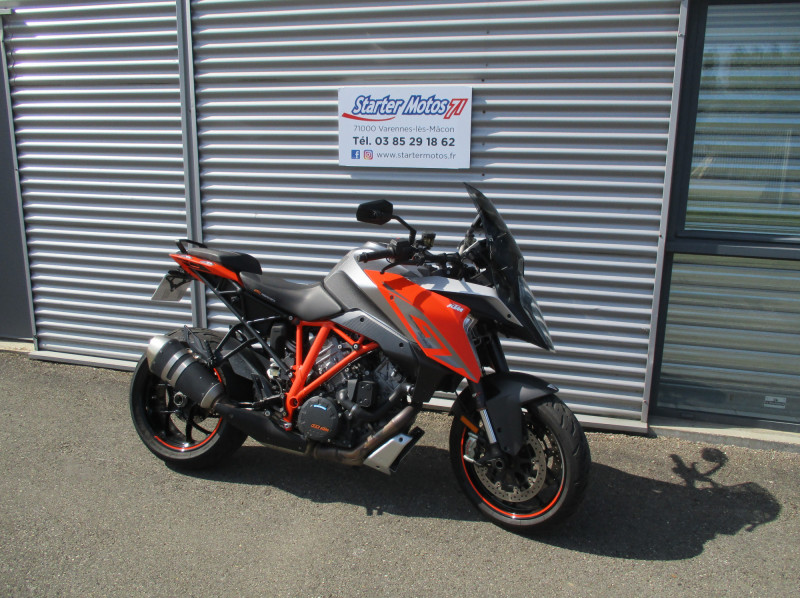 KTM 1290 SUPER DUKE GT 2016 à partir de 168€/mois*