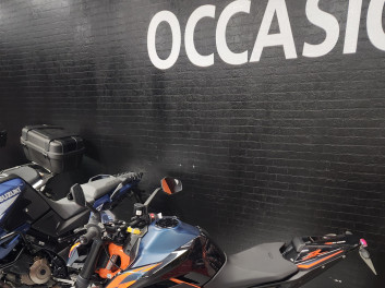 KTM 890 DUKE R