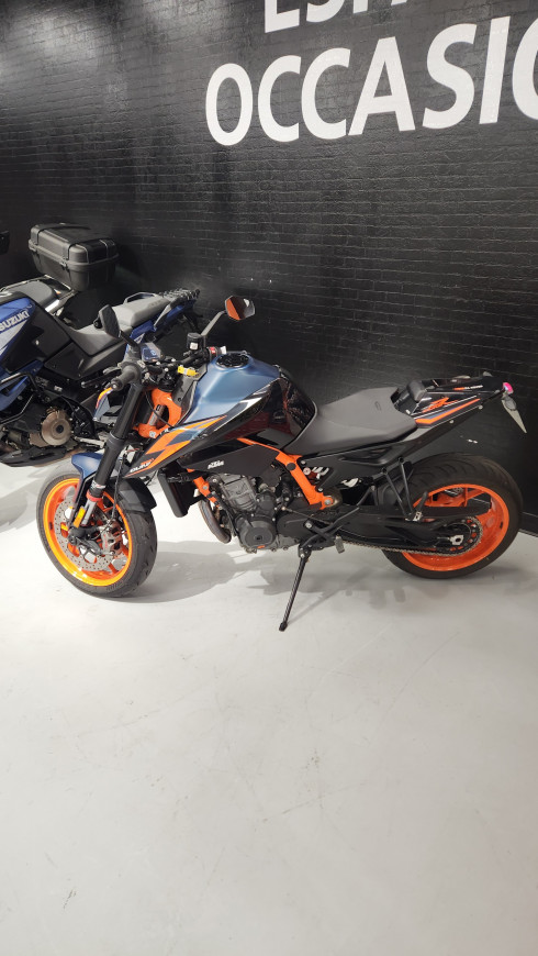 KTM 890 DUKE R