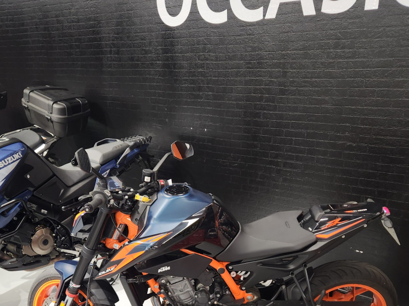 KTM 890 DUKE R