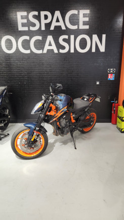 KTM 890 DUKE R