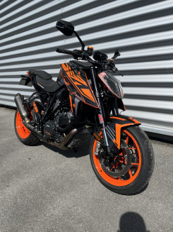 KTM 1290 SUPER DUKE R