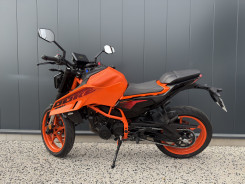 KTM 390 DUKE 2024