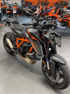 KTM 1390 SUPER DUKE R EVO