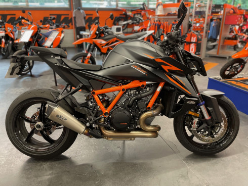 KTM 1390 SUPER DUKE R EVO