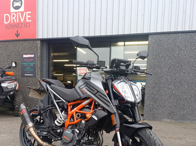 KTM 125 DUKE ABS + akrapovic