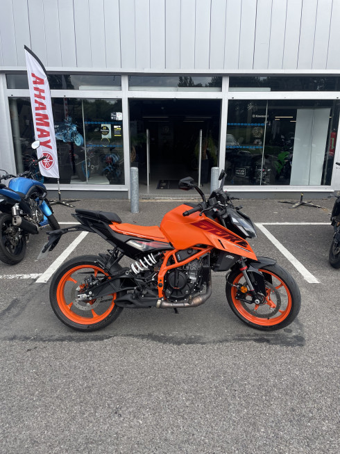 KTM 390 DUKE