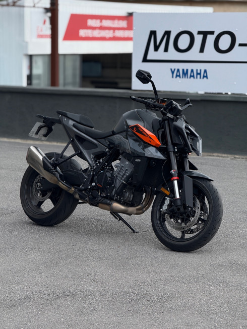 KTM 990 DUKE