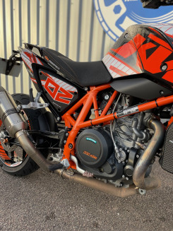 KTM 690 DUKE R