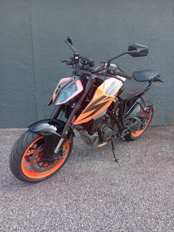 KTM 1290 SUPER DUKE R