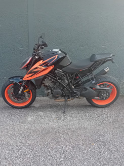 KTM 1290 SUPER DUKE R