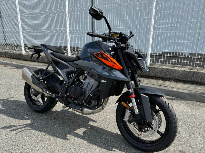 KTM 990 DUKE