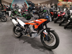 KTM 890 ADVENTURE