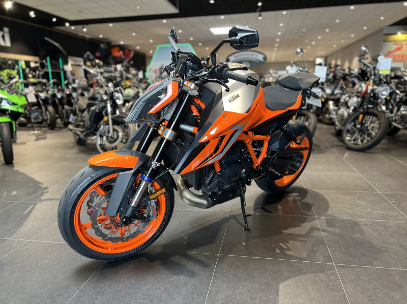 KTM 1290 SUPER DUKE R EVO