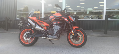 KTM 890 DUKE GP