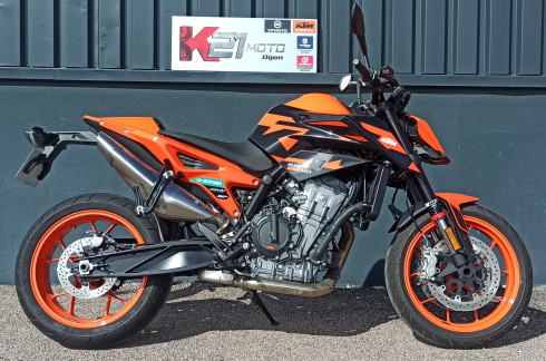 SUPERBE KTM 890 DUKE GP