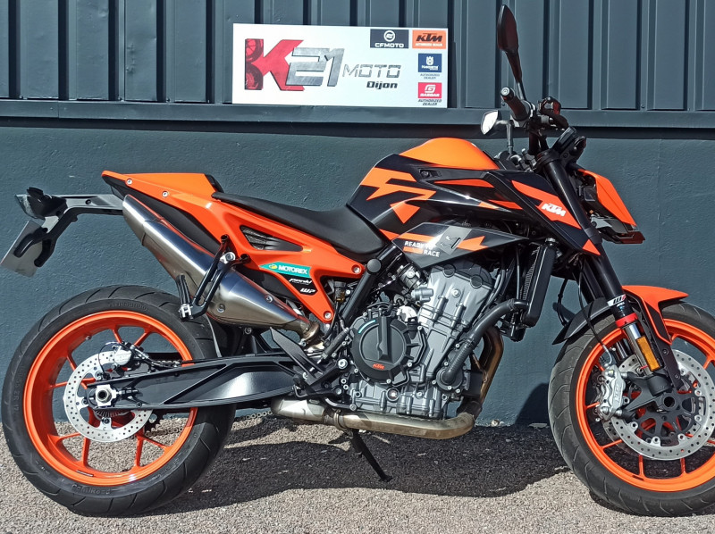 SUPERBE KTM 890 DUKE GP
