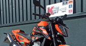 SUPERBE KTM 890 DUKE GP