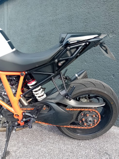 KTM 1290 SUPER DUKE R
