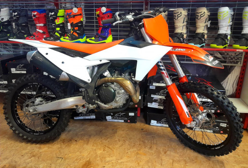 KTM 450 SX-F (116€/MOIS)*