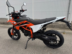 KTM 125 SMC R